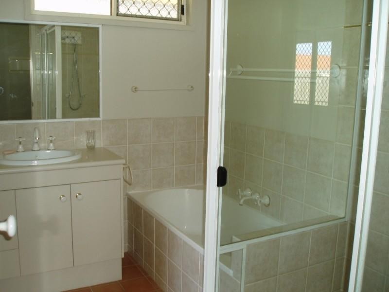 1/37 Ronald Street, Wynnum QLD 4178