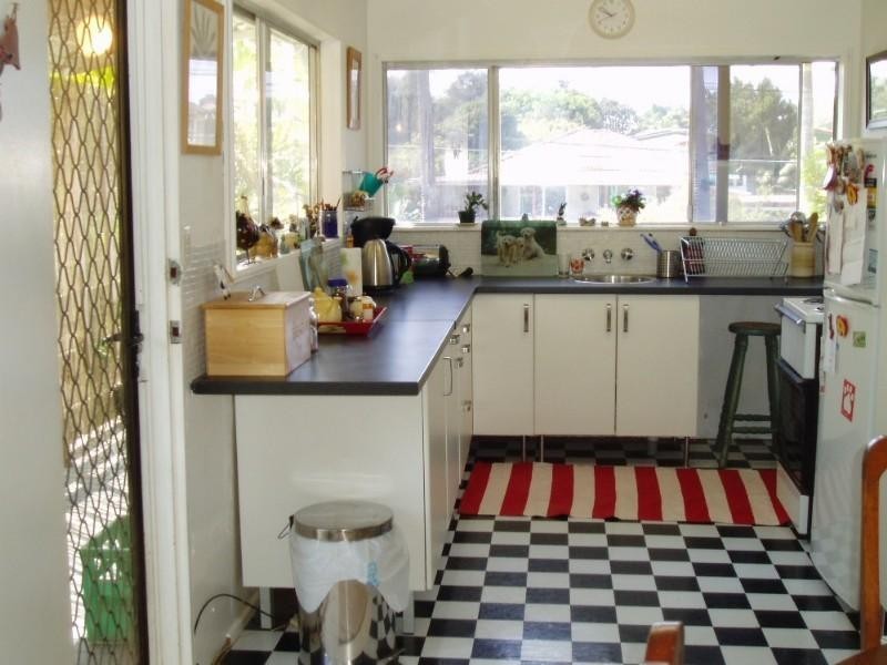 15 Katie Street, Wynnum West QLD 4178