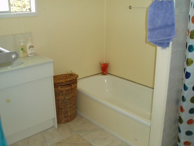 15 Katie Street, Wynnum West QLD 4178