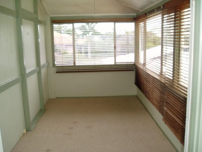 35 Thomas Street, Wynnum QLD 4178