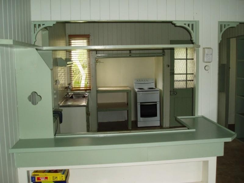 35 Thomas Street, Wynnum QLD 4178