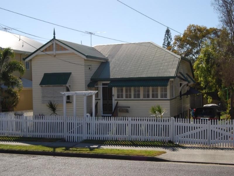 73 Coreen Street, Wynnum QLD 4178