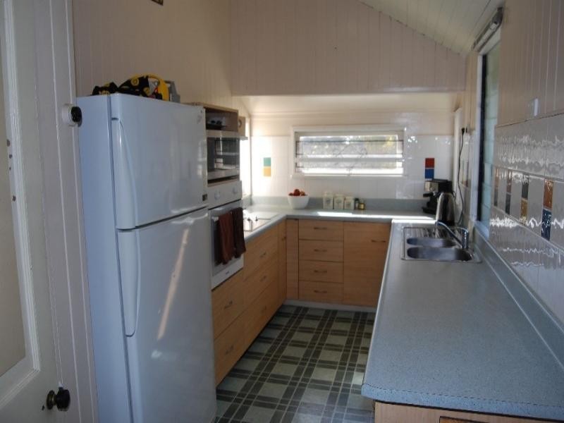 73 Coreen Street, Wynnum QLD 4178