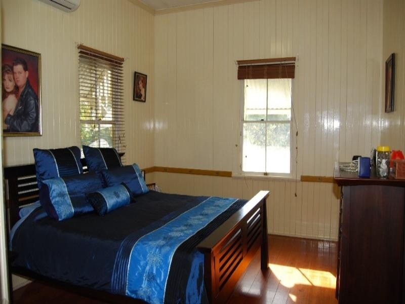 73 Coreen Street, Wynnum QLD 4178