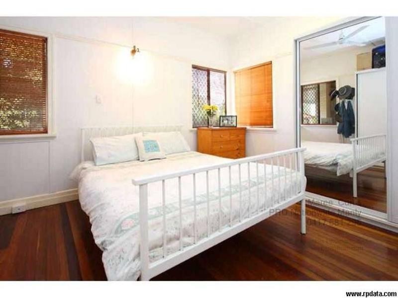 47 Allen Street, Wynnum QLD 4178