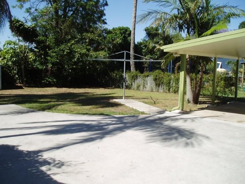 2 Gateway Street, Wynnum West QLD 4178