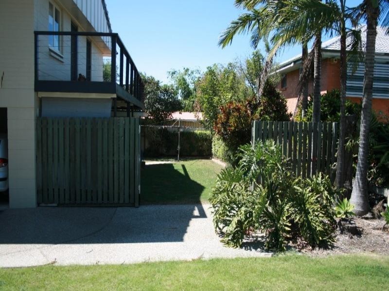 8 Glenshiel Street, Wynnum QLD 4178