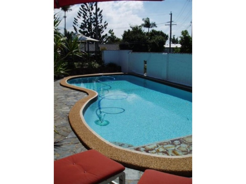 1 Sunstone Street, Manly West QLD 4179