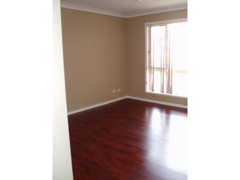 5 Pamela Street, Wynnum West QLD 4178