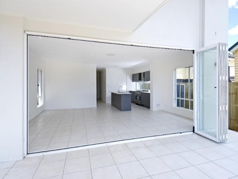 9 Parkview Avenue, Wynnum QLD 4178