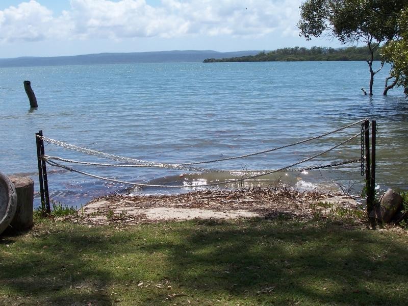 37 Jan Street, Macleay Island QLD 4184