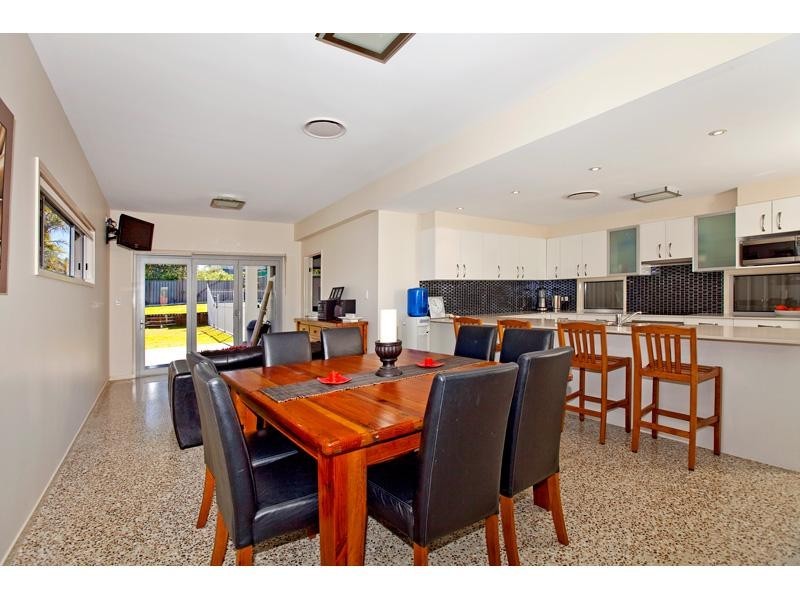 47A Haig Avenue, Wynnum West QLD 4178