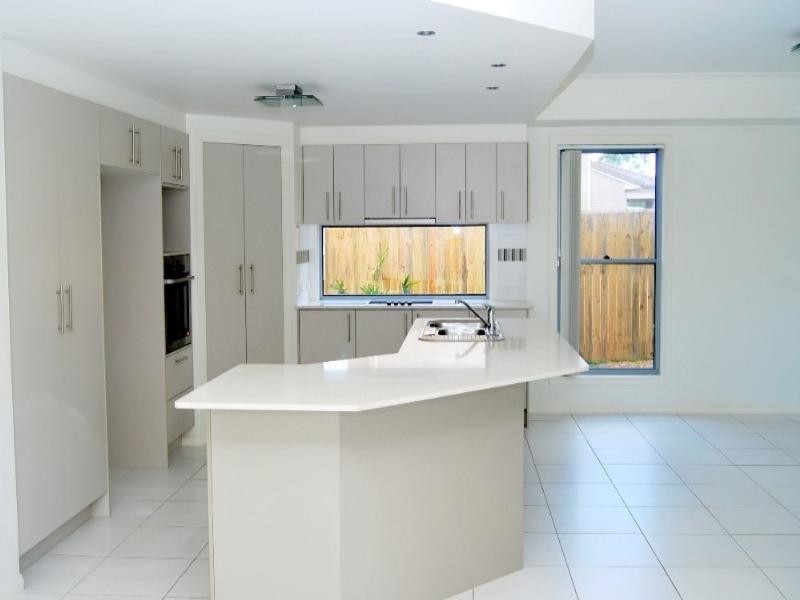 70 Yarra Road, Wakerley QLD 4154