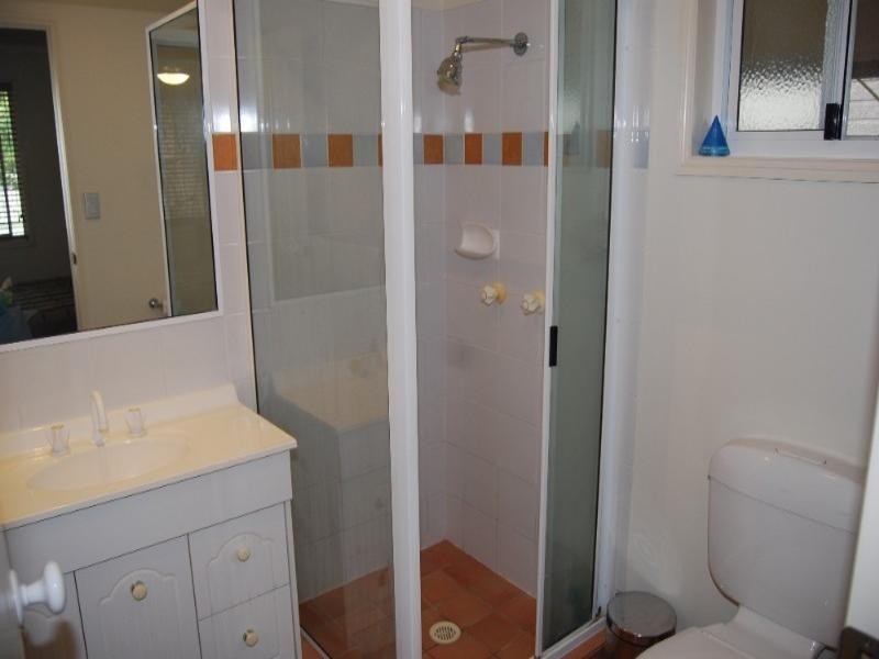 75 Waterview Avenue, Wynnum QLD 4178