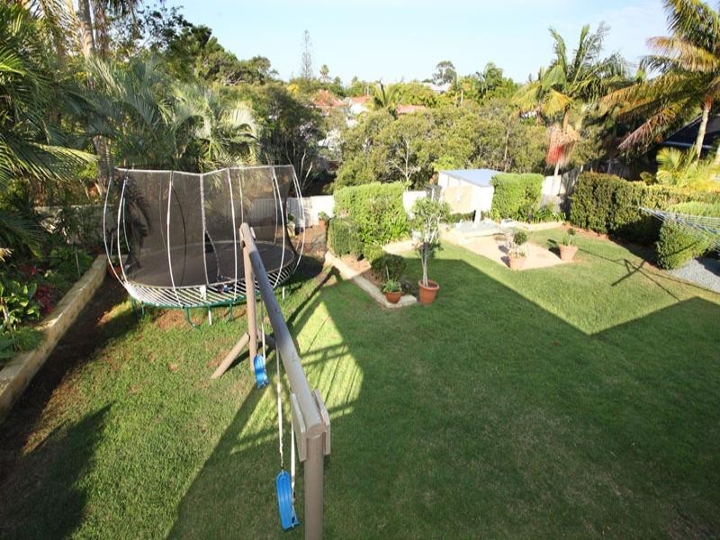 55 Coreen Street, Wynnum QLD 4178