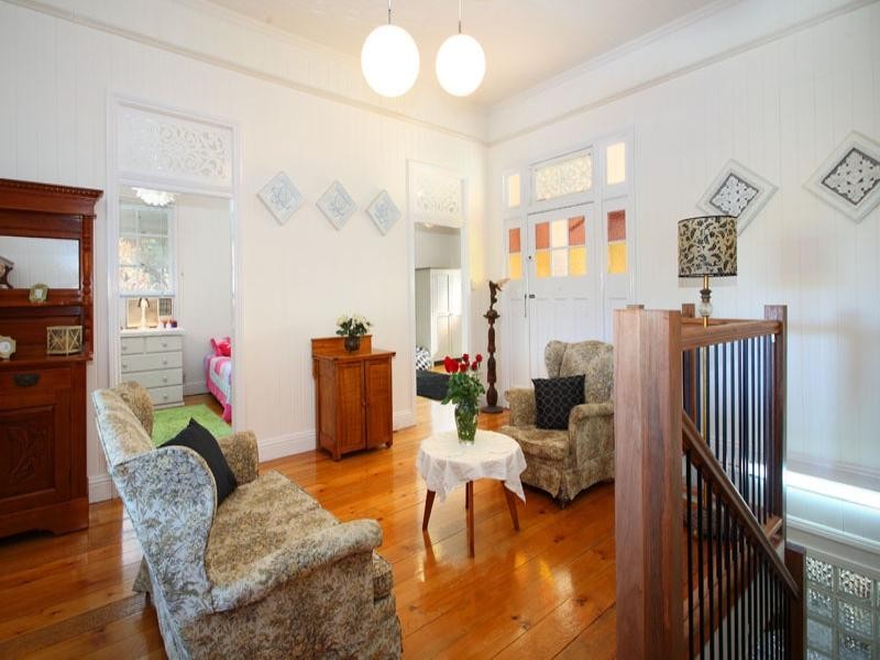 55 Coreen Street, Wynnum QLD 4178