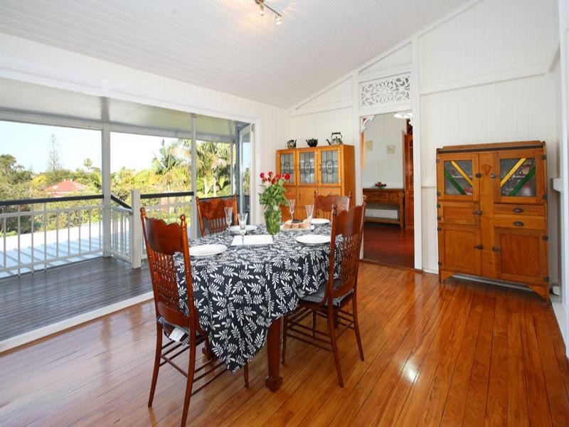 55 Coreen Street, Wynnum QLD 4178