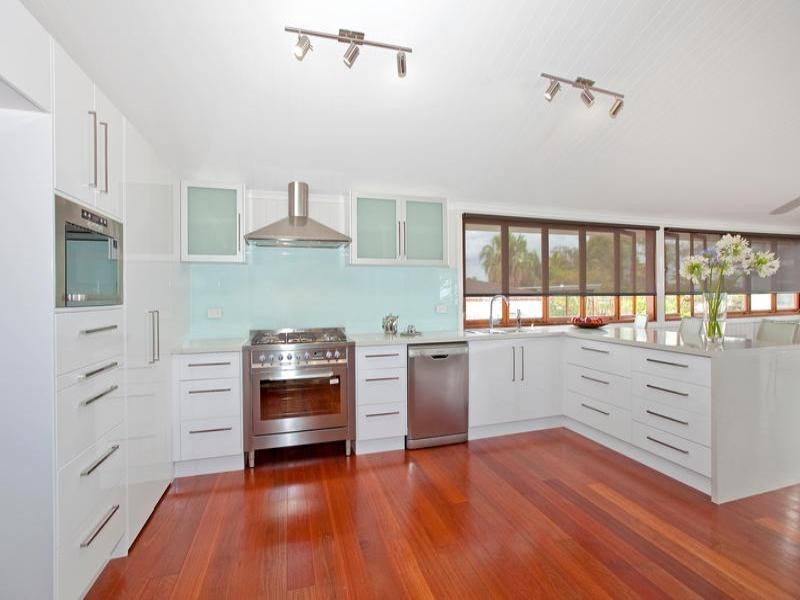 38 Gordon Parade, Manly QLD 4179