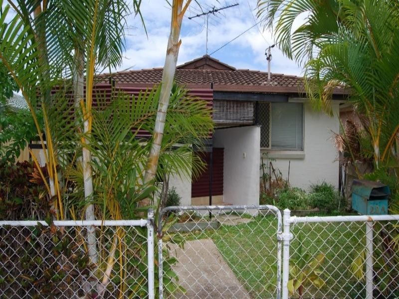 22a Walnut Street, Wynnum QLD 4178
