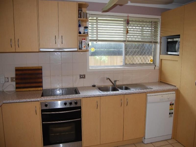 22a Walnut Street, Wynnum QLD 4178