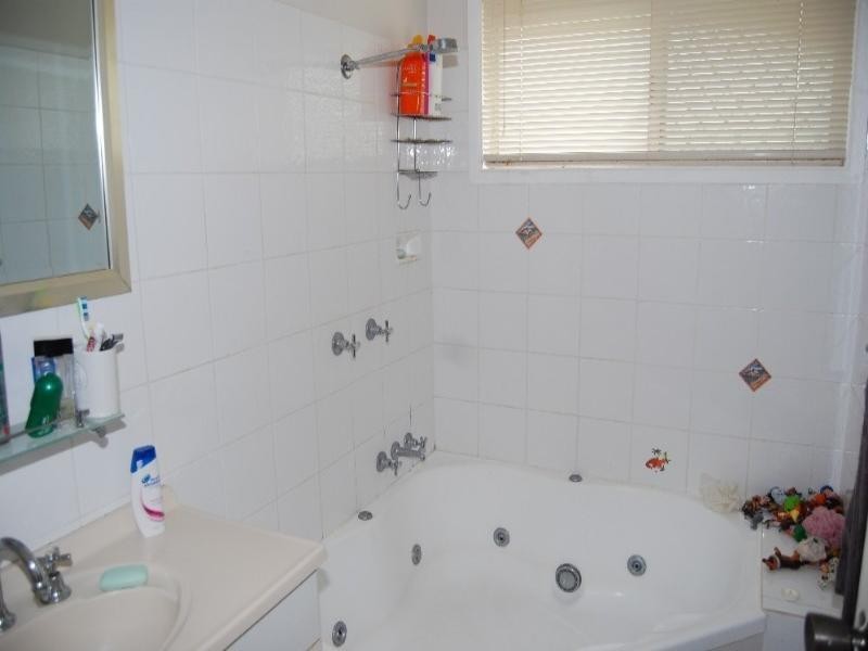 22a Walnut Street, Wynnum QLD 4178