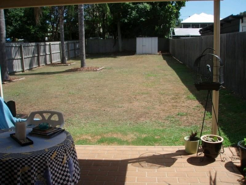 127 Blackwood Road, Manly West QLD 4179