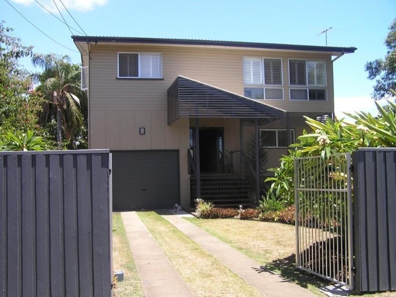 19 Greggor Street, Wynnum West QLD 4178