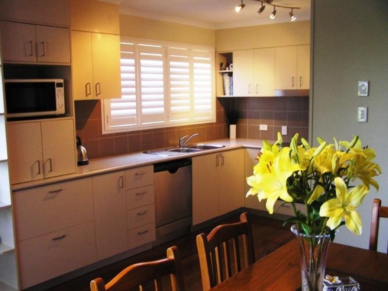 19 Greggor Street, Wynnum West QLD 4178