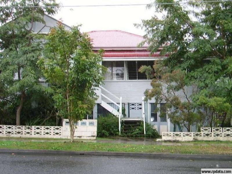 2/17 Florence Street, Wynnum QLD 4178