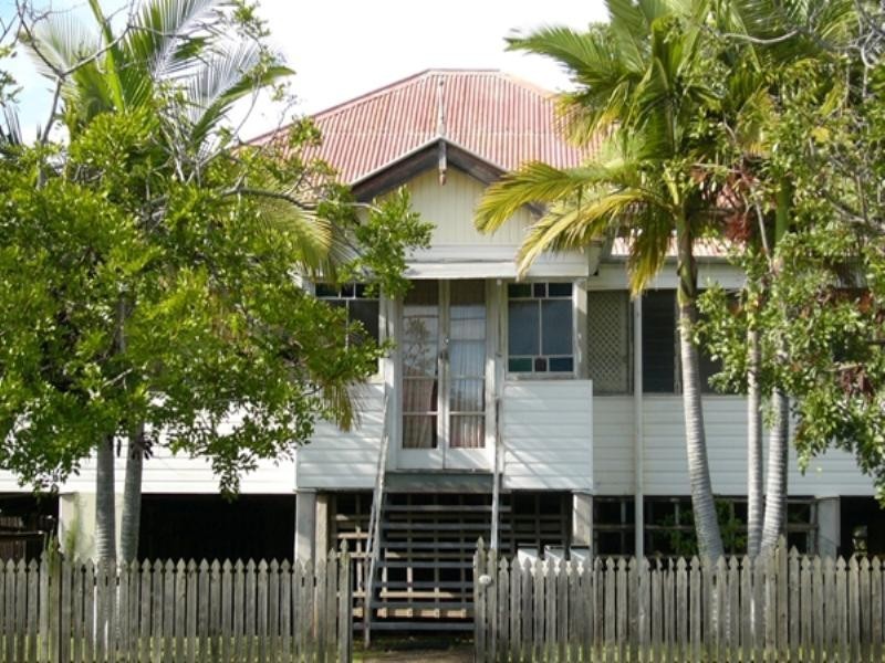 16 Ashton Street, Wynnum QLD 4178