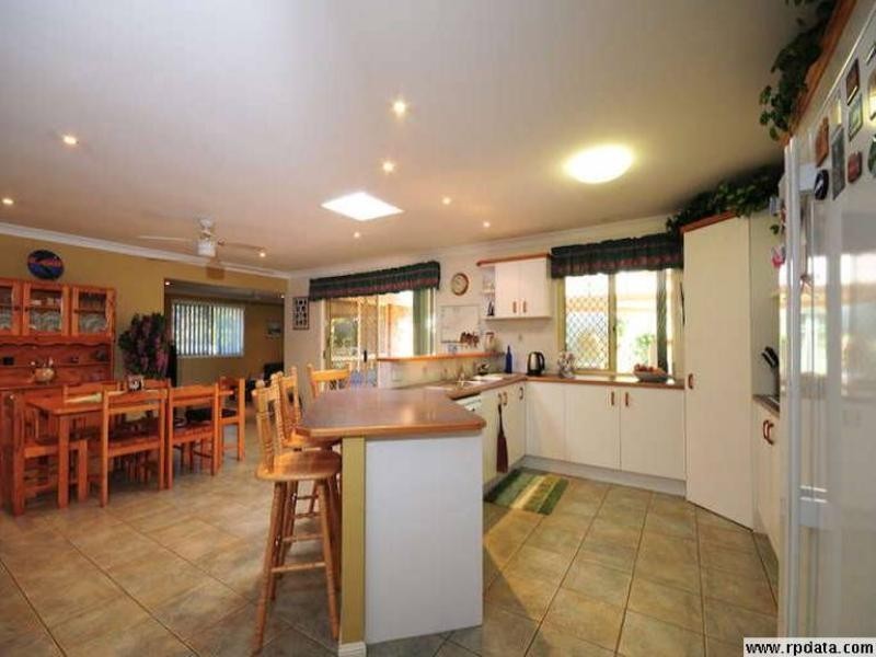 4 Applecross Close, Victoria Point QLD 4165