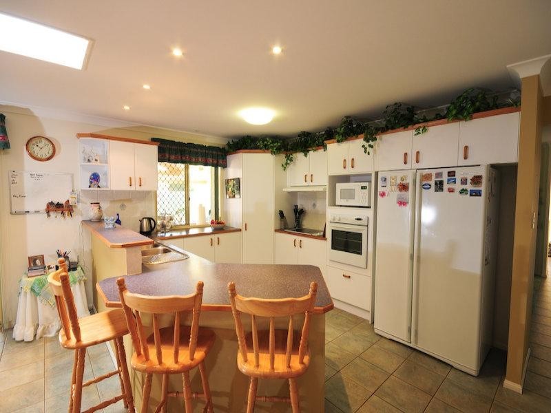 4 Applecross Close, Victoria Point QLD 4165