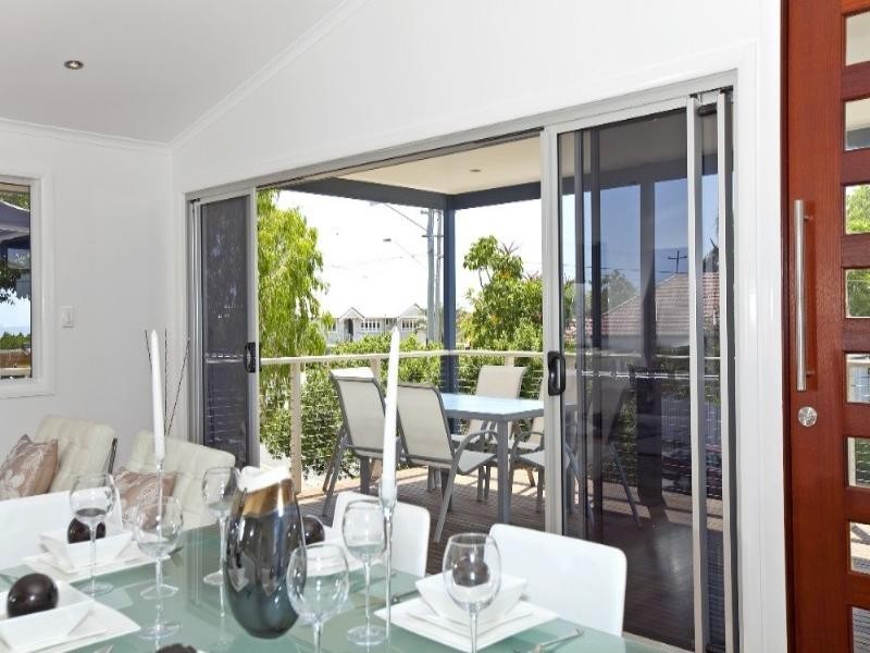 104 Gordon Parade, Manly QLD 4179