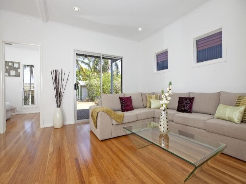 104 Gordon Parade, Manly QLD 4179