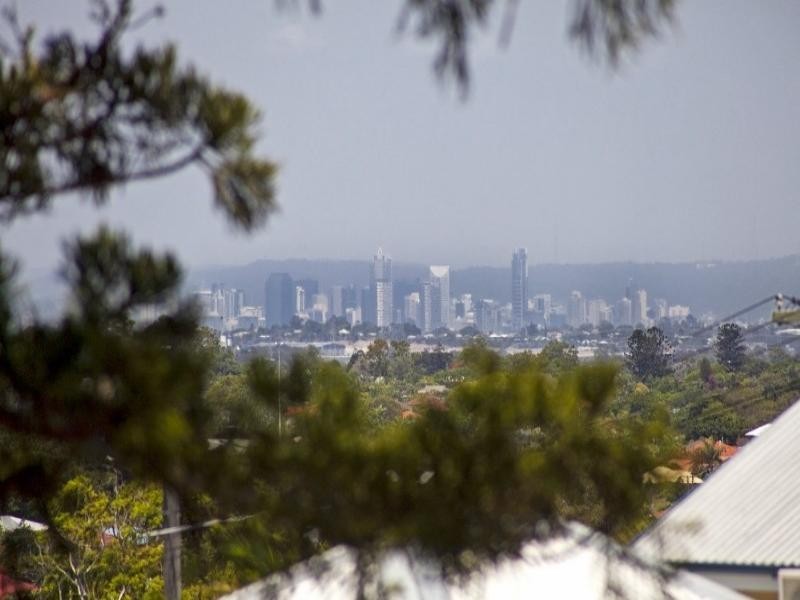 104 Gordon Parade, Manly QLD 4179