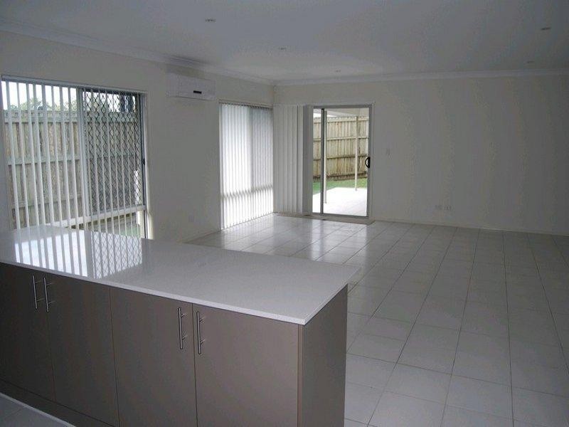 2 Peregian Close, Manly West QLD 4179