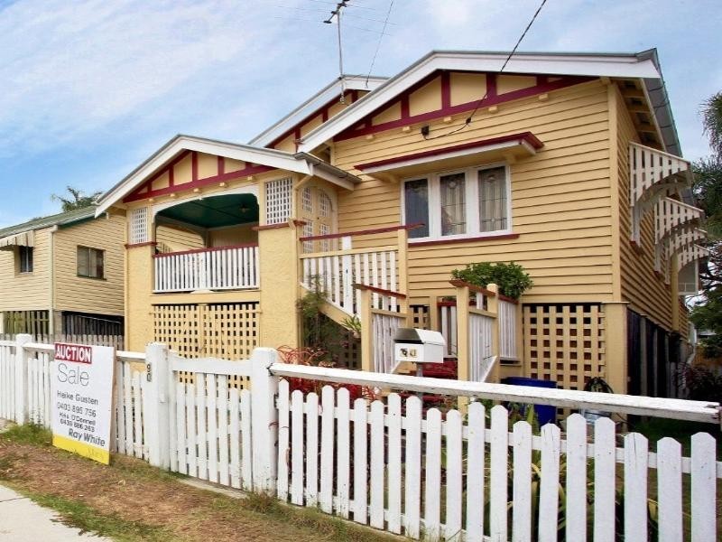 90 Clara Street, Wynnum QLD 4178