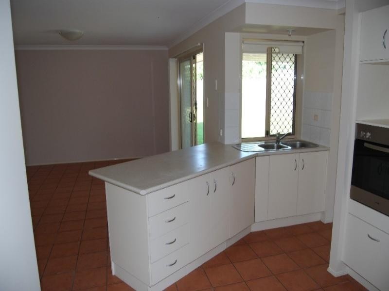 15 Glenwood Place, Hemmant QLD 4174