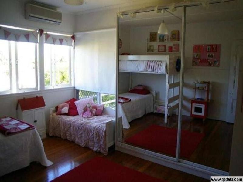 9 Kingswood Street, Manly West QLD 4179