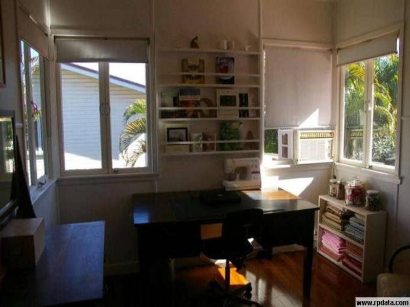 9 Kingswood Street, Manly West QLD 4179