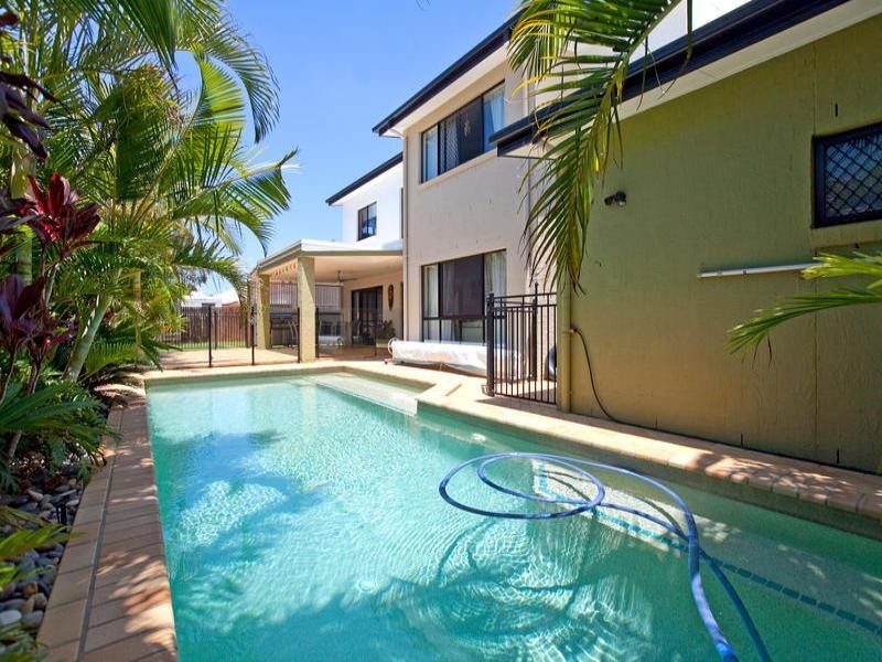 34 Charles Place, Manly West QLD 4179