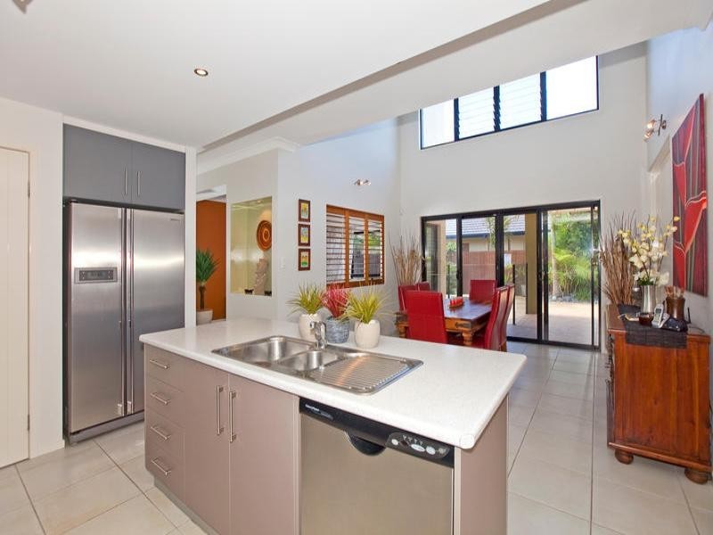 34 Charles Place, Manly West QLD 4179