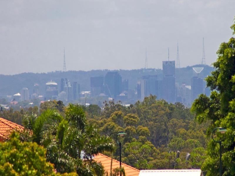 34 Charles Place, Manly West QLD 4179