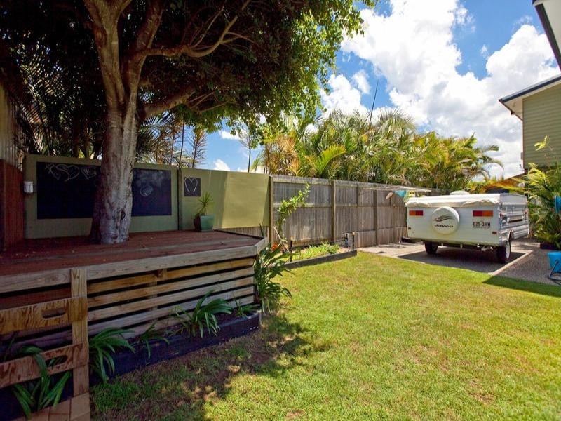 34 Charles Place, Manly West QLD 4179