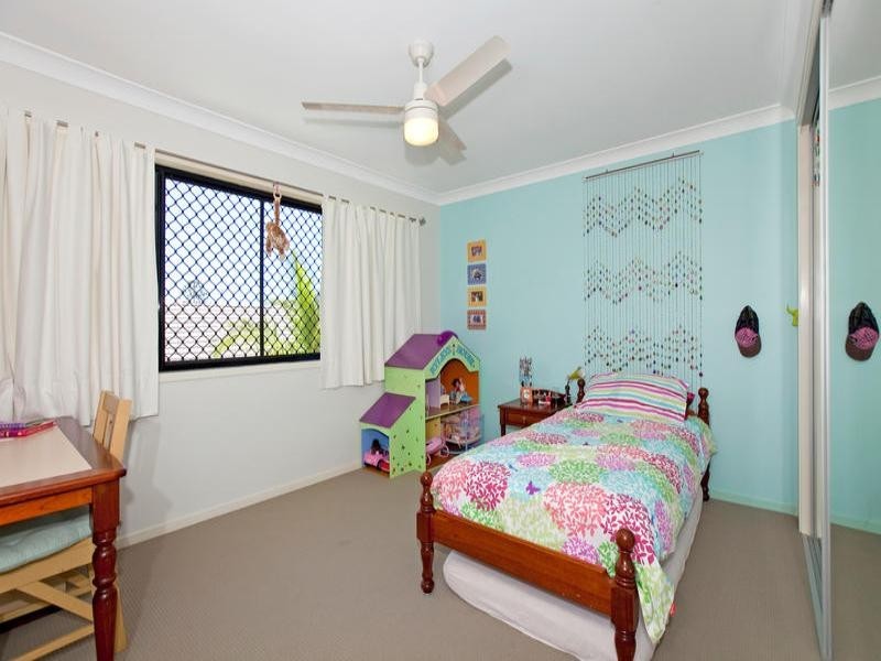 34 Charles Place, Manly West QLD 4179