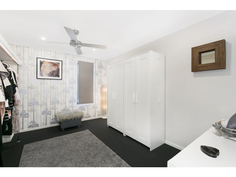 9 Berringar Street, Wynnum QLD 4178