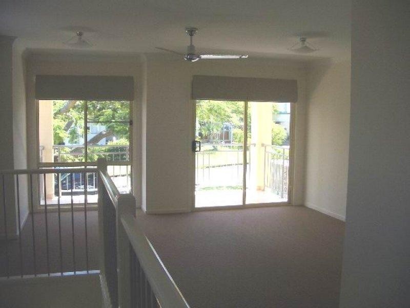 48 Foch Street, Wynnum West QLD 4178