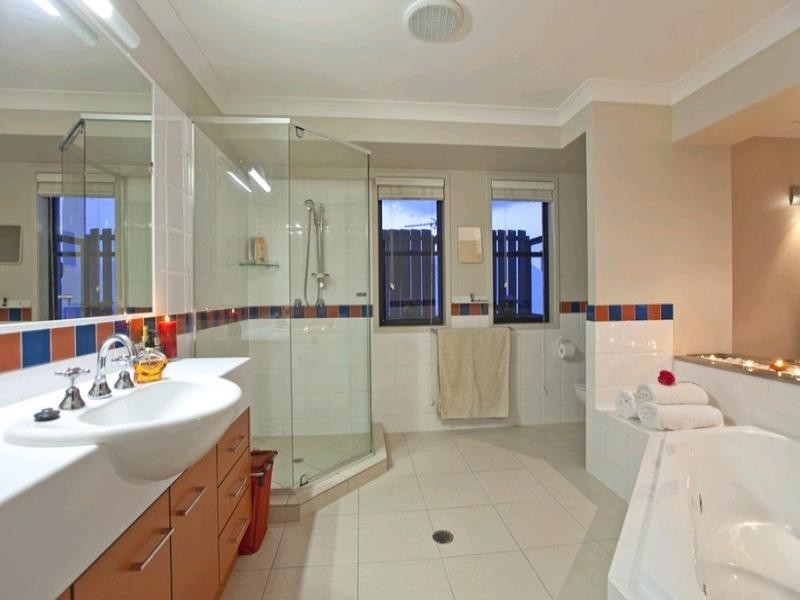 41 Valetta Street, Manly QLD 4179