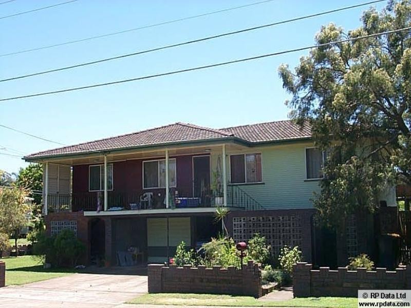 74 Malabar Street, Wynnum West QLD 4178