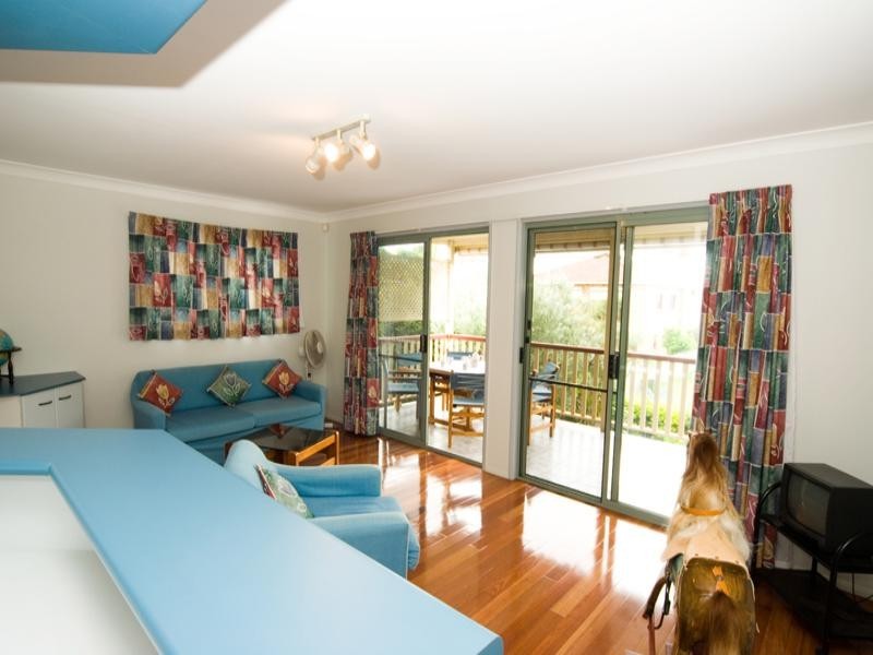 20 Stewart Parade, Manly QLD 4179
